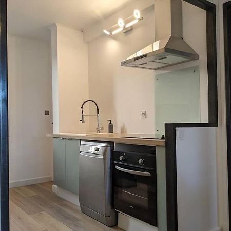 Appartment - Vue Imprenable Sur La Cite Medievale - Parking Gratuit - Climatise Carcassone Exterior photo